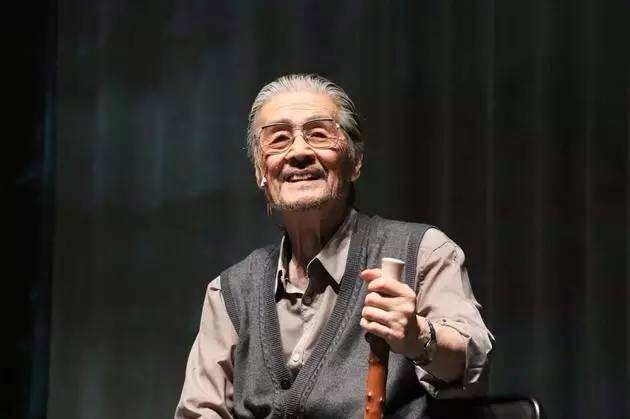 91岁仍活跃在舞台 蓝天野：演员要有深厚的生活积累